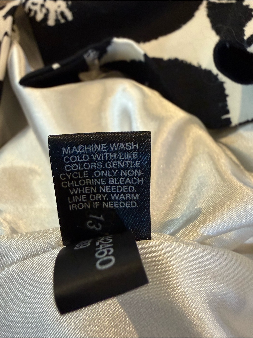 Express Black and White Strapless Floral Sheath Dress, Satin lined - Picture 9 of 10